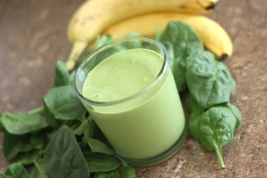 peanut butter banana spinach smoothie 1