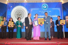 Mega-Celebration-of-Two-Decades-of-Vietnam-Book-of-Records-174
