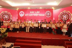 Mega-Celebration-of-Two-Decades-of-Vietnam-Book-of-Records-276