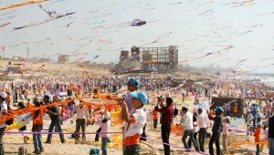 MOST KITES FLOWN SIMULTANEOUSLY