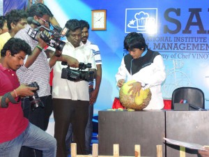 LONGEST VEGETABLE CARVING EXHIBITION