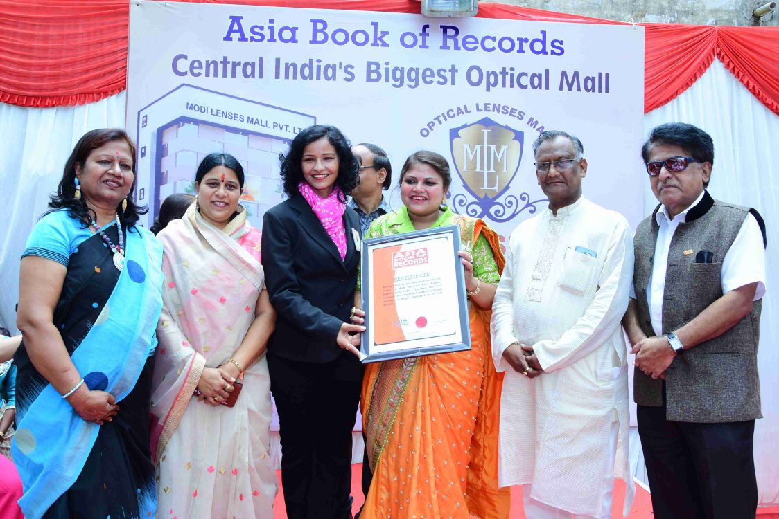 FIRST EXCLUSIVE 'EYE LENSES MALL' WITH MOST LENSES BRAND