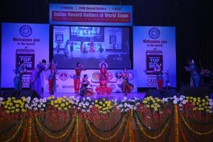  Ganesa Natyalaya (group) performingthe Nagendra Haraya at Indian Record Holders at World Stage 2017