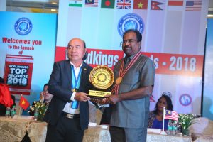Cherukuri Dolly Shivani was awarded with Golden Disc Award at the Worldkings Awards 2018
