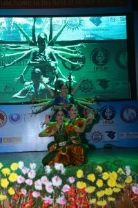  Ganesa Natyalaya (group) performingthe Nagendra Haraya at Indian Record Holders at World Stage 2017