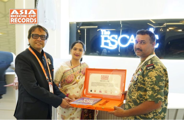 Longest Duration to Ride a Motorcycle Hands-Free While Standing on Footrest on One Side