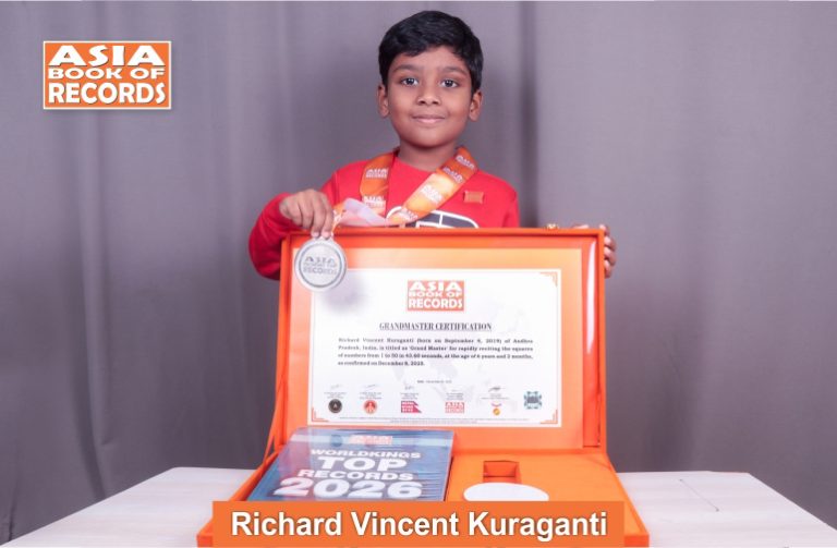 Grand Master – Richard Vincent