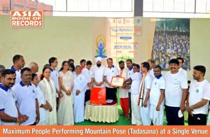 Maximum People Performing Mountain Pose (Tadasana) at a Single Venue