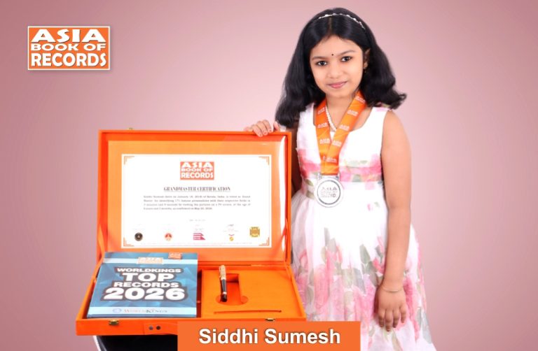 Grand Master – Siddhi Sumesh Grand Master - Siddhi Sumesh