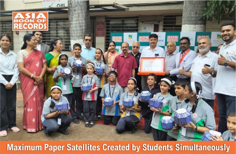 Maximum Paper Satellites Created by Students Simultaneously.