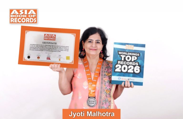 Pic of Jyoti Malhotra, Fastest sexagenarian to write the cubes of numbers from 1 to 100.