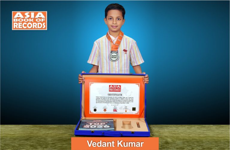 Maximum districts along with Chief Ministers of all Indian states recalled by a child Pic of Vedant Kumar, Maximum districts along with Chief Ministers of all Indian states recalled by a child.