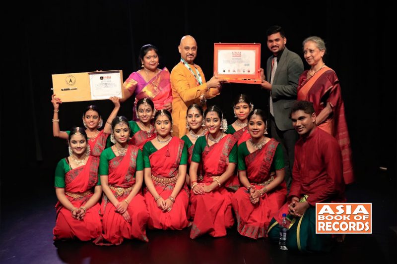 Maximum Participants Performing Bharatanatyam Jathis on Virtual Platform1