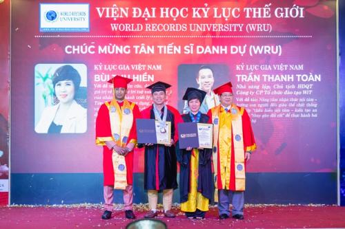 Grand-Reunion-of-World-Record-Presidents-in-Vietnam-132